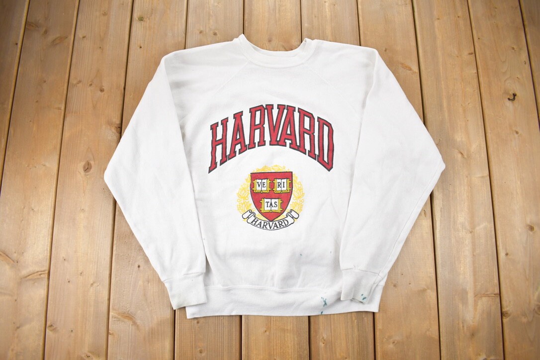 Vintage 1980s Harvard Crewneck \ Crewneck / Embroidered / NCAA Sweatshirt / Sportswear / Americana