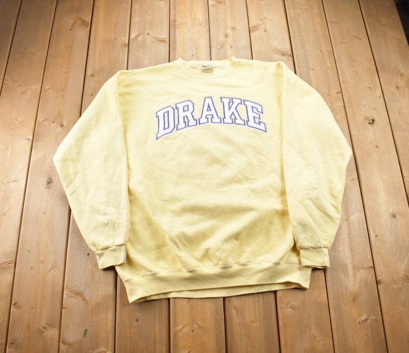 Vintage 1990s Drake University Collegiate Crewneck / Embroidered / Sweatshirt / Sportswear / Americana / Iowa