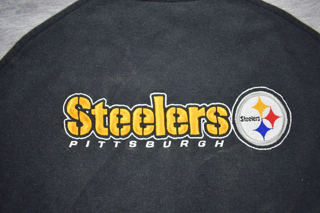 Vintage 1990s NFL Pittsburgh Steelers Crewneck Sweatshirt / Football / Sportswear / Americana / Embroidered