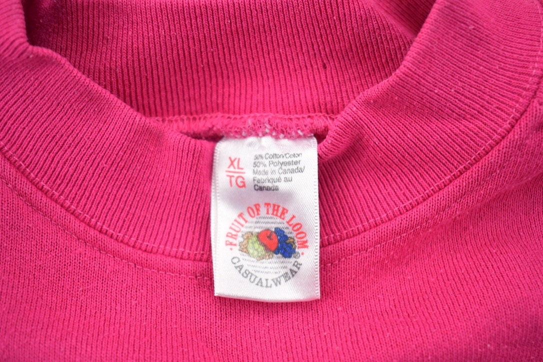 Vintage 1990s Pink Blank Fruit Of The Loom Crewneck Sweatshirt / 90s Crewneck / Essential / Streetwear / 90s Blank