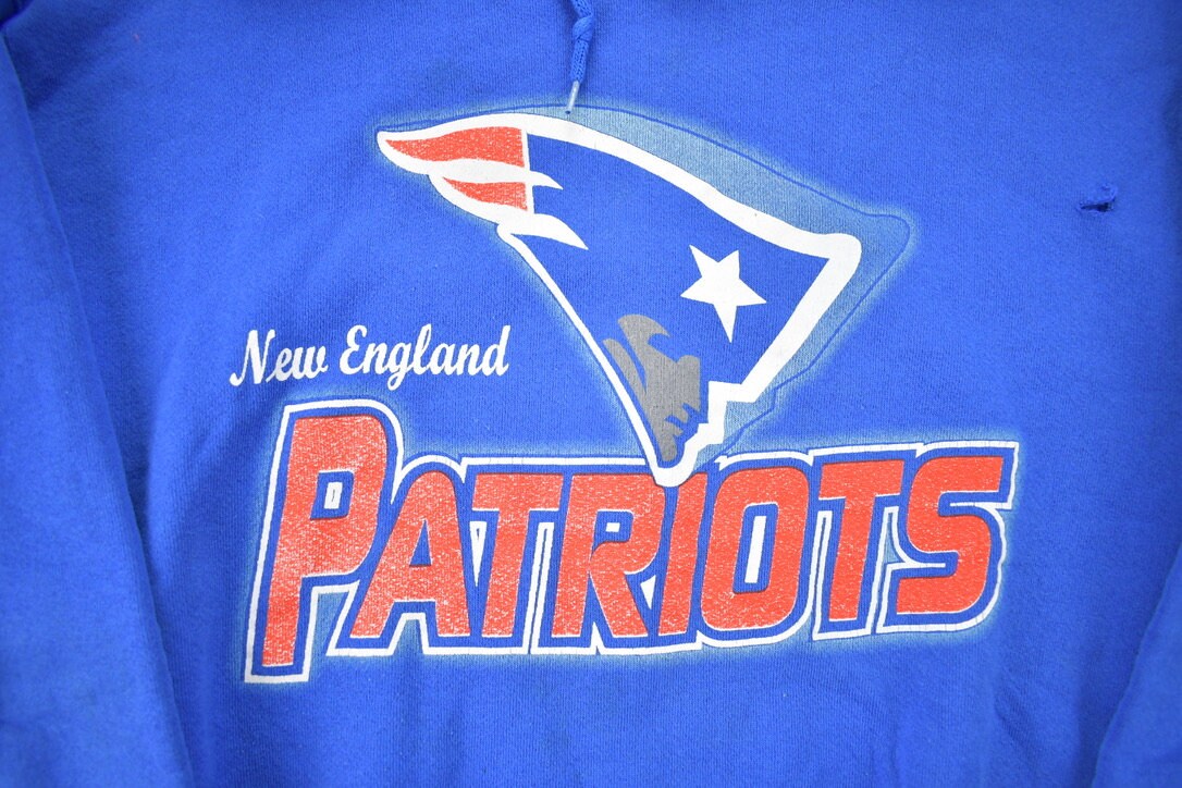 Vintage 1990s New England Patriots NFL Graphic Hoodie / NFL / Football Hoodie / Vintage Sweater / Logo 7