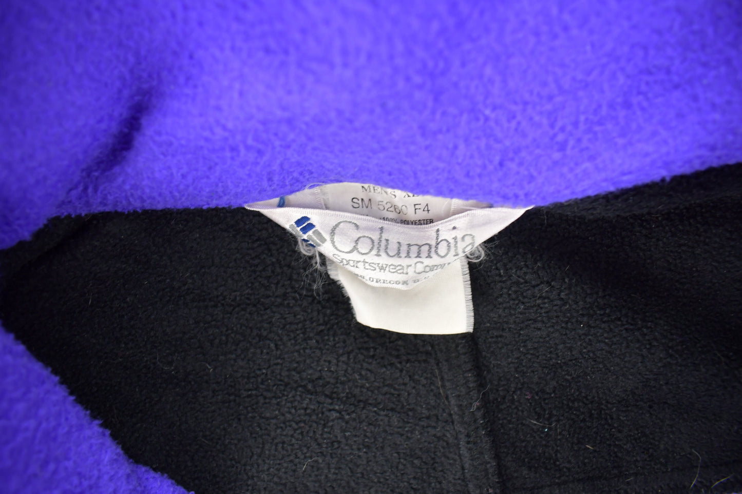 Vintage 2004 Columbia Sportswear Full Zip Fleece Sweater / 90s Sweater / Streetwear / Purple Fleece / Outdoorsman / Hiking