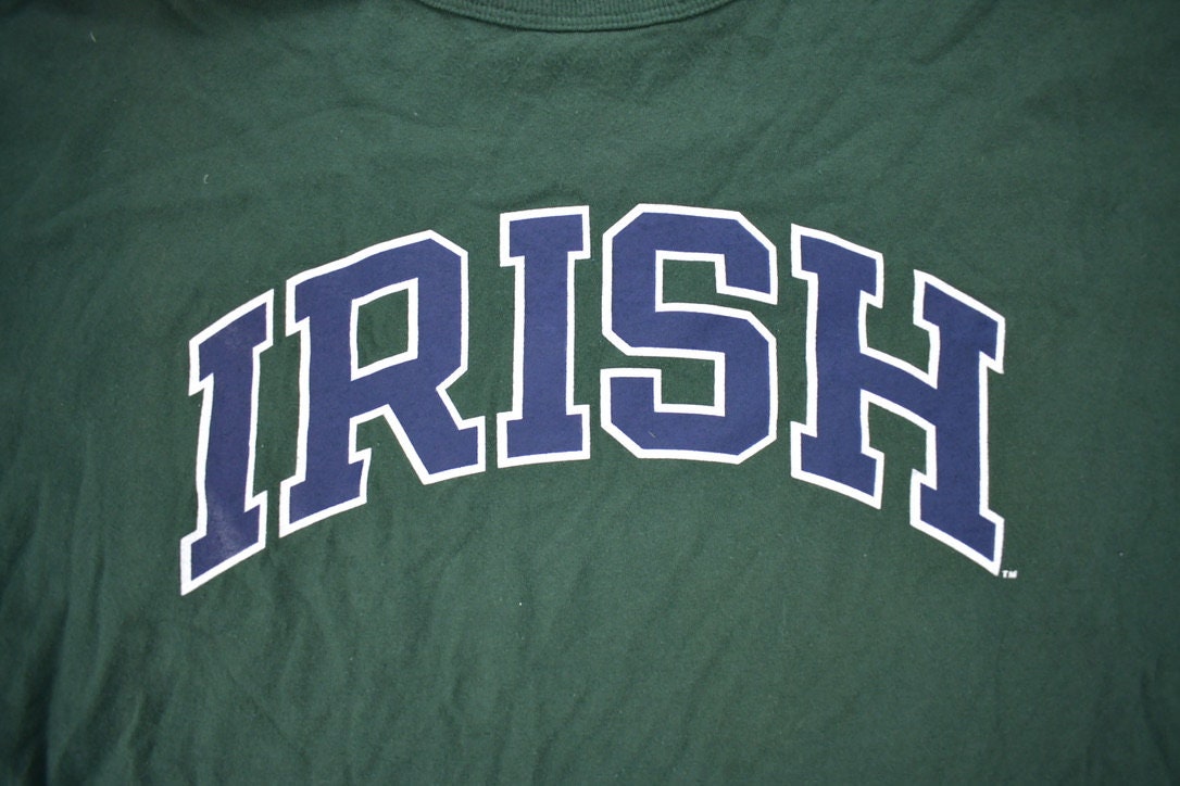 Vintage 1990s Notre Dame Fighting Irish Champion T-Shirt / NCAA Tee / Americana / Sportswear