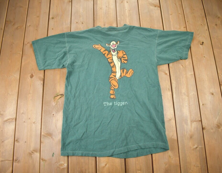 Vintage 1990s Disney Tigger T-Shirt / 90s Graphic Tee / Vintage Winnie The Pooh / Made In USA / 90s Disney Tee