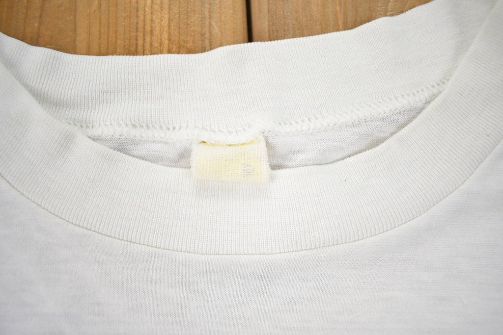 Vintage 1980s Disney Mickey Mouse Florida T-Shirt 80s Graphic Tee