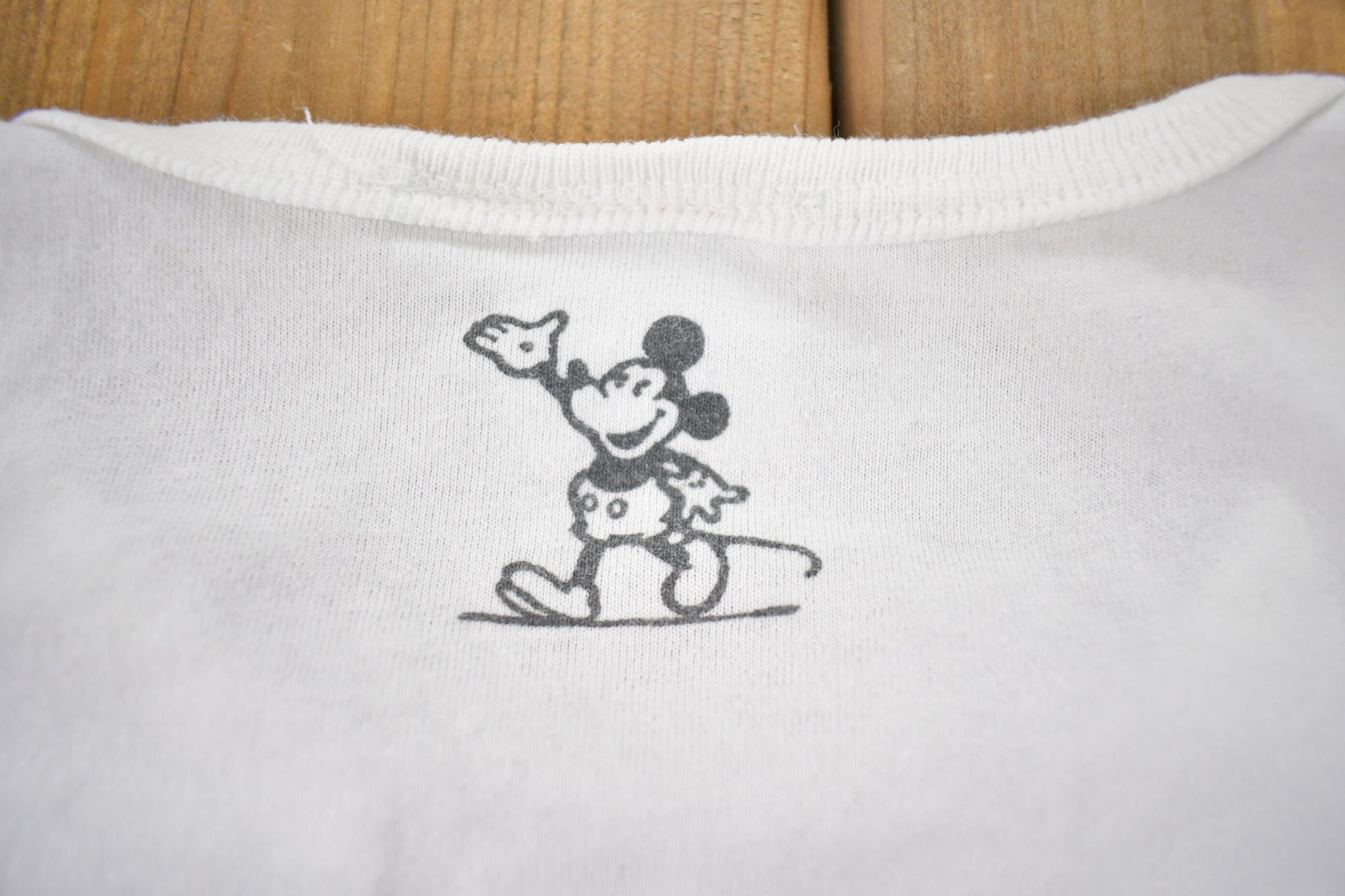 Vintage 1980s Mickey Mouse Disney Cartoon T-Shirt