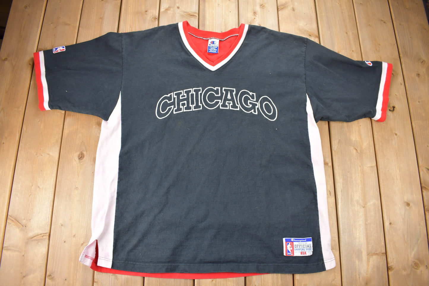 Vintage 1990s Chicago Bulls NBA Champion Shooting Shirt / NBA Sportswear / Vintage Champion / Chicago Bulls Jersey