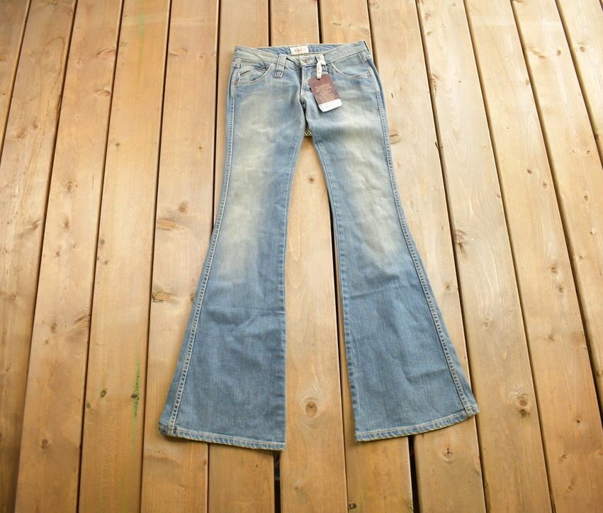 Vintage 2000s Frankie B Bellbottom Jeans Size 28x33 / Made in USA / American Vintage / Deadstock / Streetwear / Vintage Pants