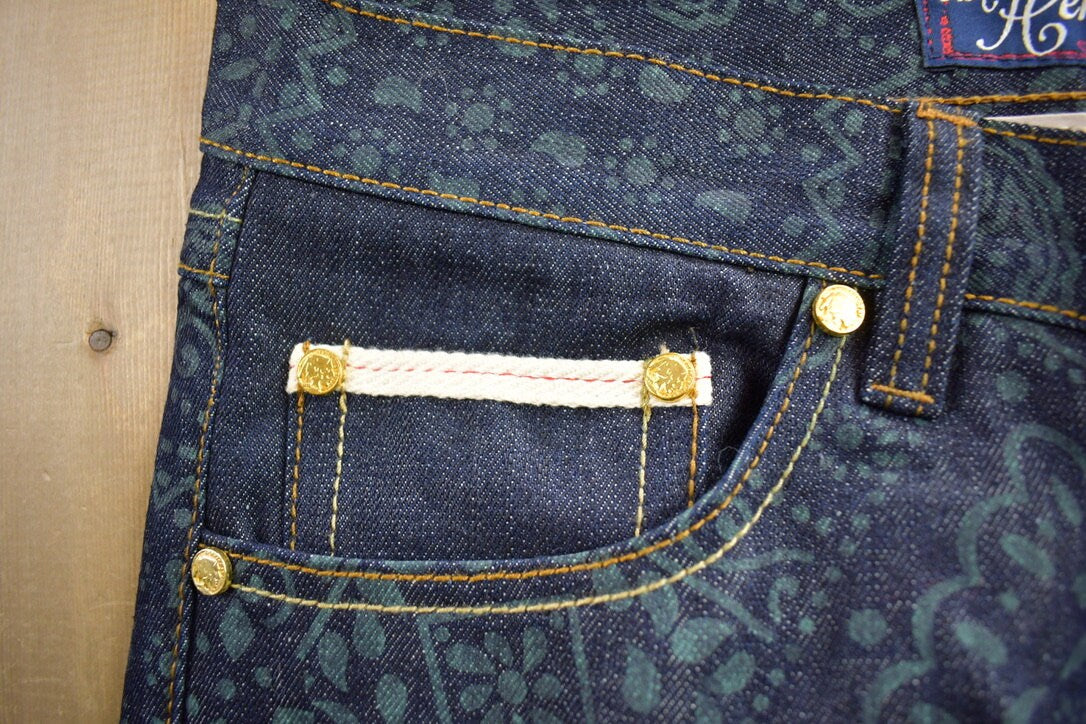 Vintage 2000s Heritage By America Jeans Size 34x33/ Embroidered / American Vintage / Deadstock / Streetwear / Raw Denim