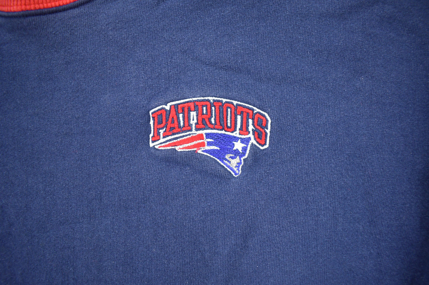 Vintage 1990s NFL New England Patriots Crewneck Sweatshirt / Football / Sportswear / Americana / Pro Player