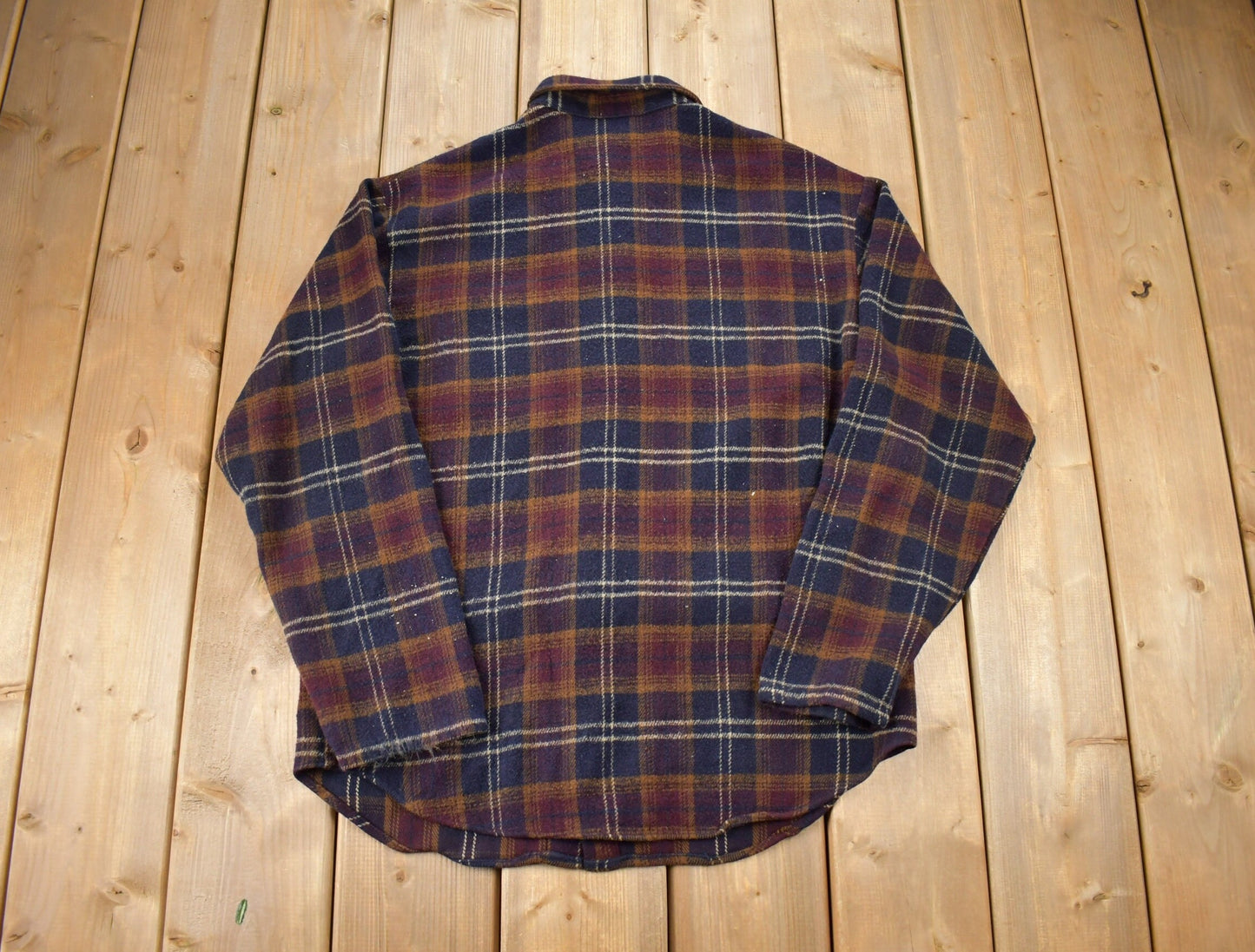 Vintage 1980s Aucoton Flannel  Button Up Shirt / 1980s Button Up / Vintage Flannel / Basic Button Up / Made In Canada