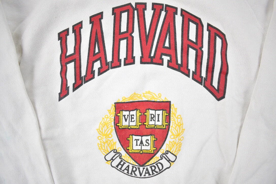 Vintage 1980s Harvard Crewneck \ Crewneck / Embroidered / NCAA Sweatshirt / Sportswear / Americana