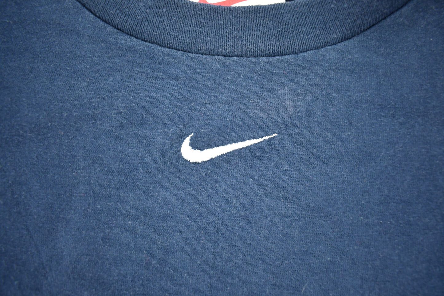 Vintage 1990s Nike Womens Mini Swoosh T-Shirt / 90s / Vintage Streetwear / Athletic T Shirt / Single Stitch / 90s Nike