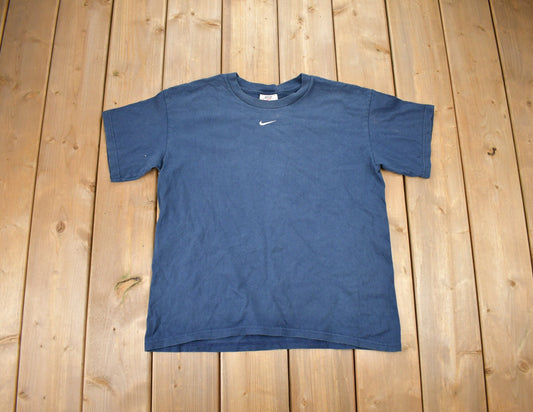 Vintage 1990s Nike Womens Mini Swoosh T-Shirt / 90s / Vintage Streetwear / Athletic T Shirt / Single Stitch / 90s Nike