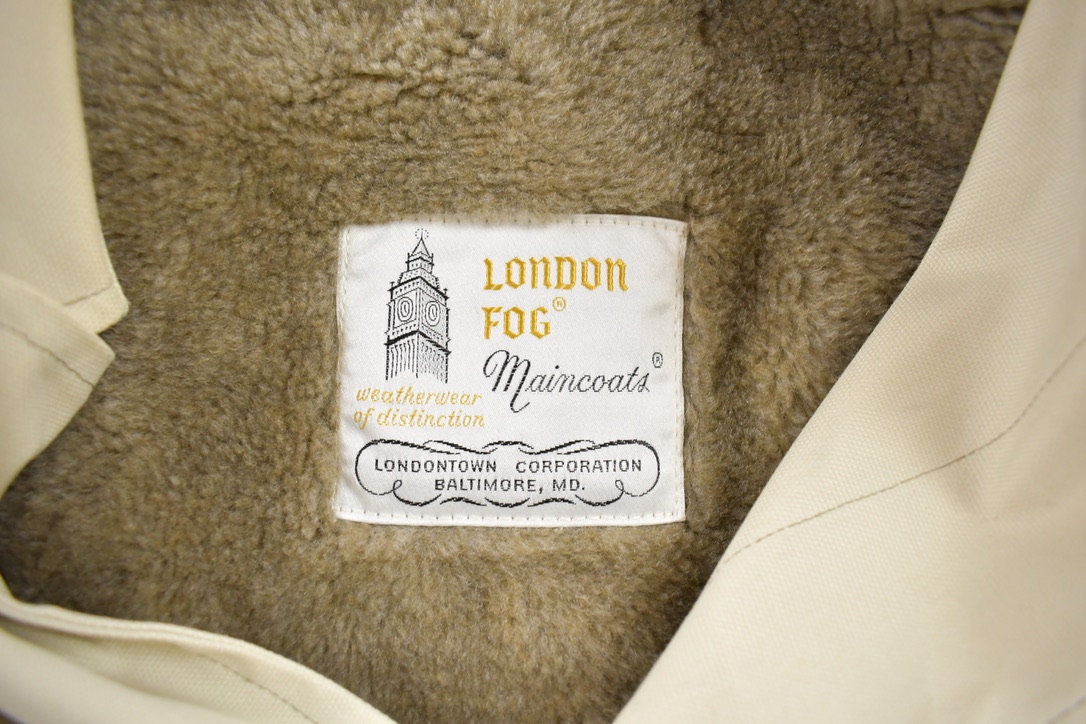 Vintage 1990s London Fog Dacron Fur Lined Trench Coat