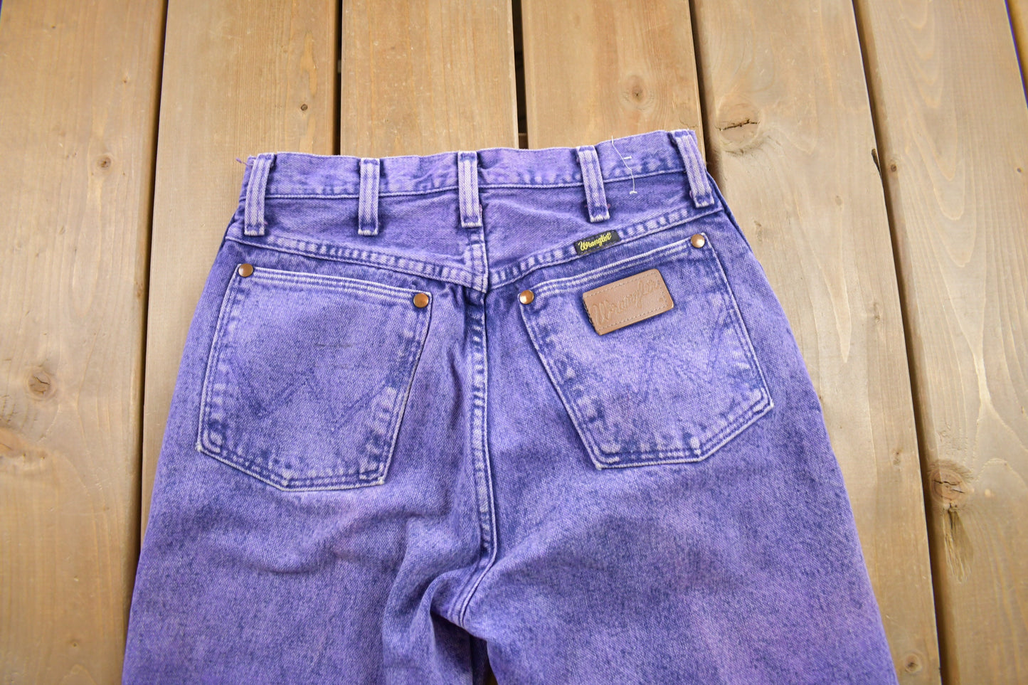 Vintage 1990s Purple Wash Wrangler Denim Jeans Size 26x32