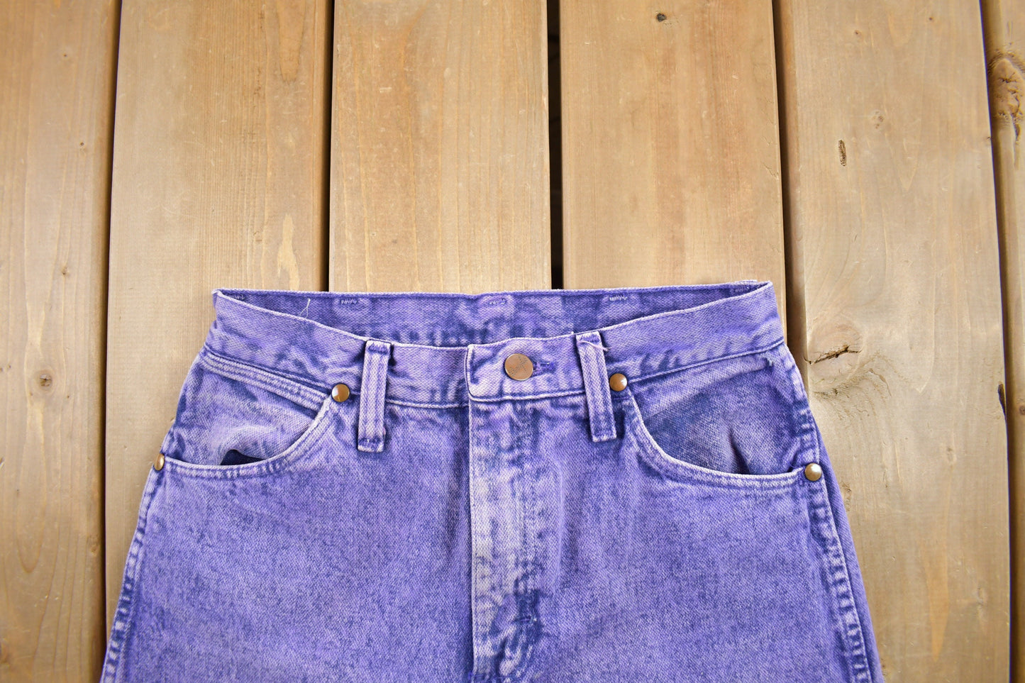 Vintage 1990s Purple Wash Wrangler Denim Jeans Size 26x32