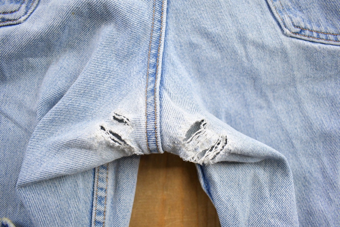 Vintage 1990s Levi's 550 Jeans Size 38x30