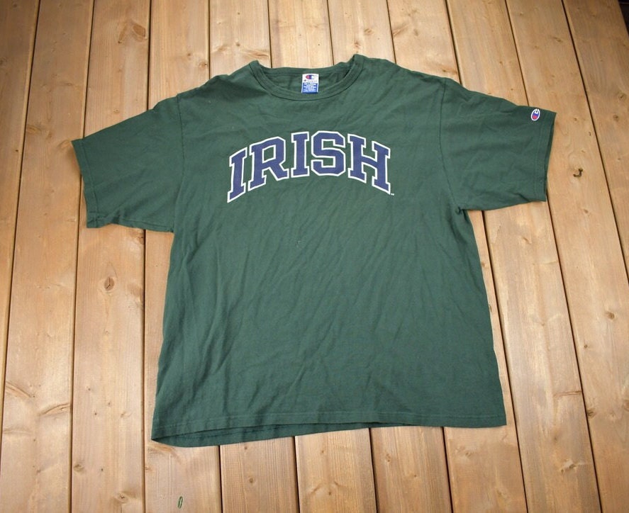 Vintage 1990s Notre Dame Fighting Irish Champion T-Shirt / NCAA Tee / Americana / Sportswear