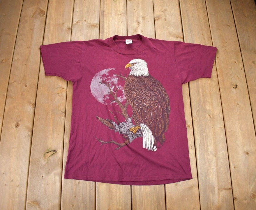 Vintage 1990s Bald Eagle Graphic T-Shirt / Made In USA / Single Stitch / Streetwear / Nature T Shirt / Outdoorsman / Wilderness / Jerzees