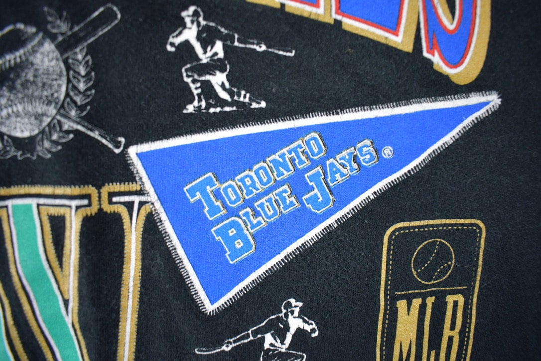 Vintage 1993 MLB Toronto Blue Jays Back To Back World Series Champions T-Shirt Single Stitch