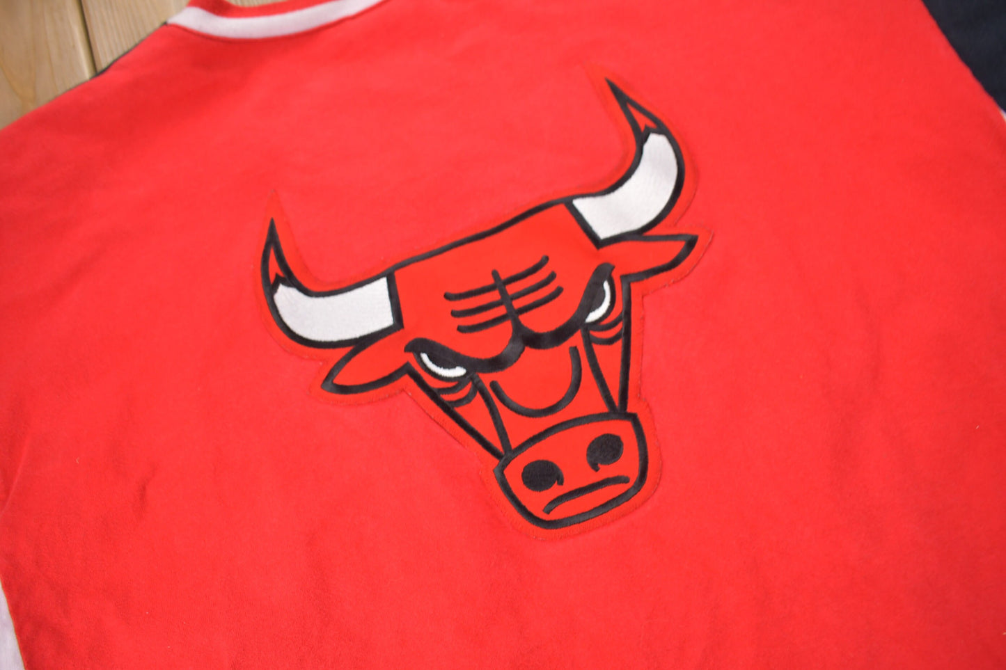 Vintage 1990s Chicago Bulls NBA Champion Shooting Shirt / NBA Sportswear / Vintage Champion / Chicago Bulls Jersey