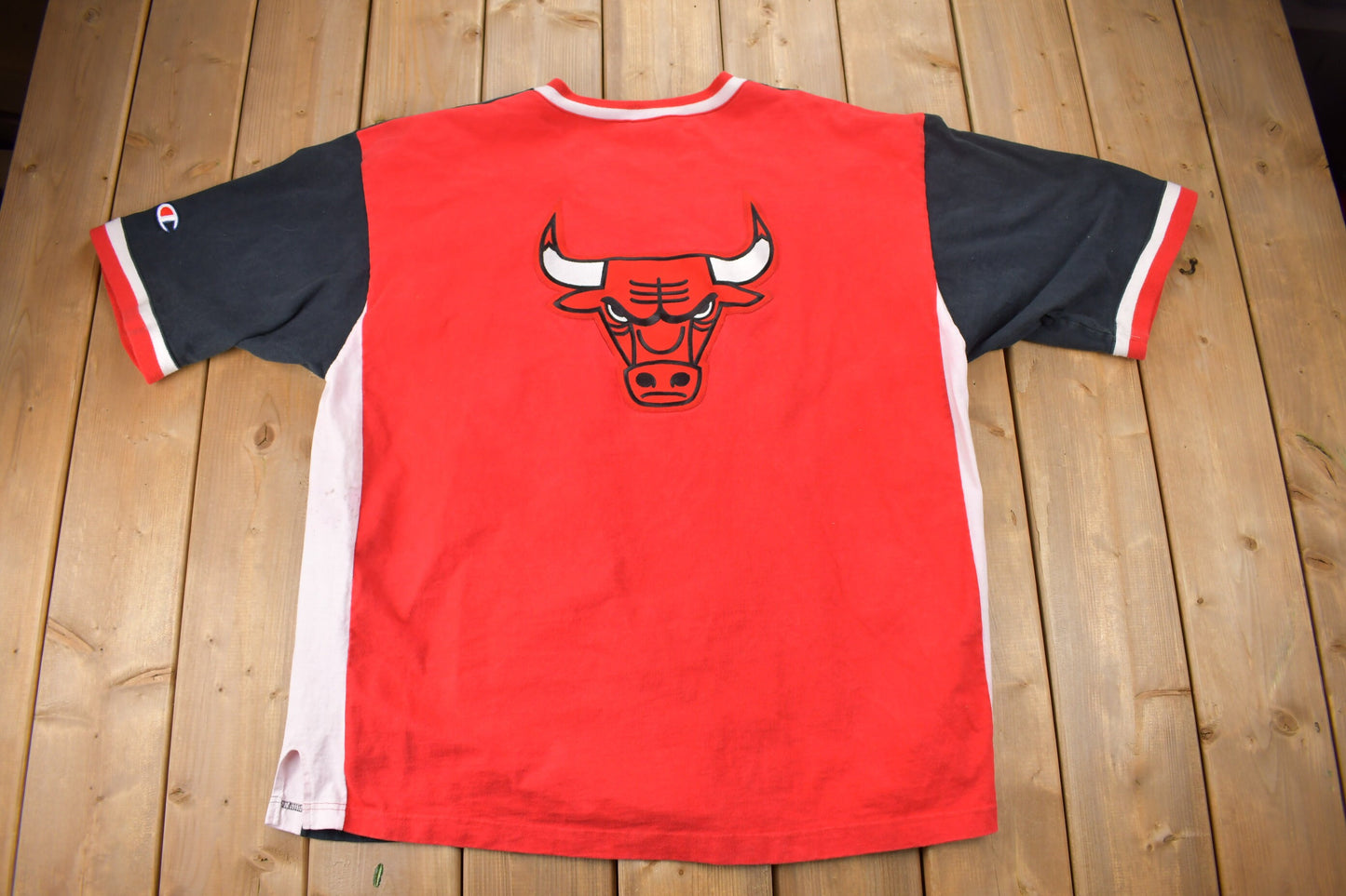 Vintage 1990s Chicago Bulls NBA Champion Shooting Shirt / NBA Sportswear / Vintage Champion / Chicago Bulls Jersey