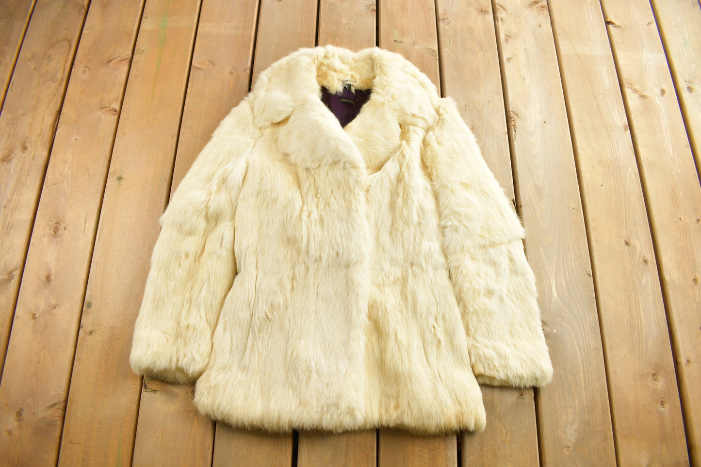 Vintage 1990s White Rabbit Fur Coat / Fur Jacket / Mob Wife / True Vintage / Fur Jacket / White Fur / Size Small