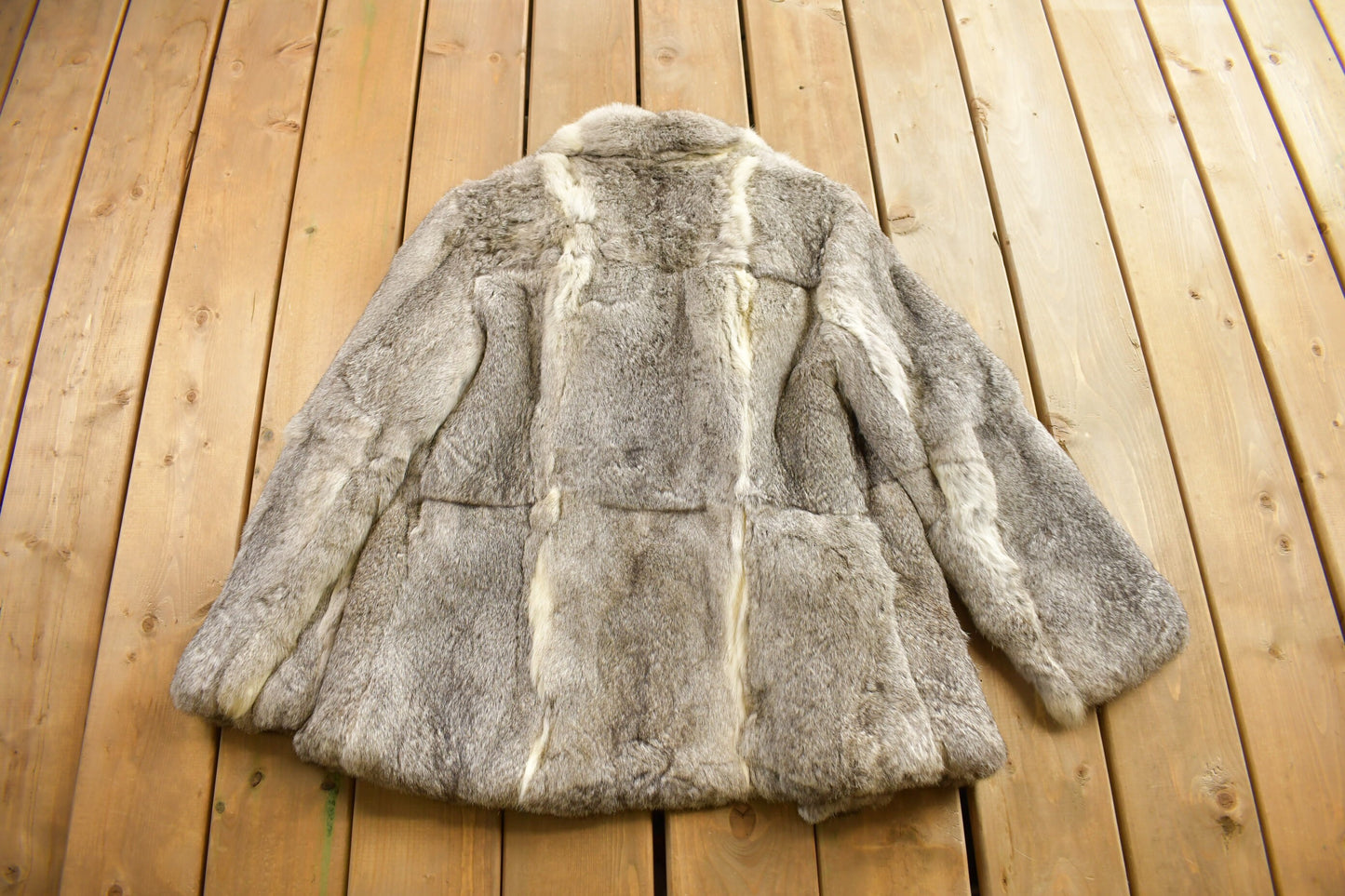 Vintage 1980s Split Cad Dyed Rabbit Fur Coat / Fur Jacket / Mob Wife / True Vintage / Fur Jacket / Grey Fur / Size L