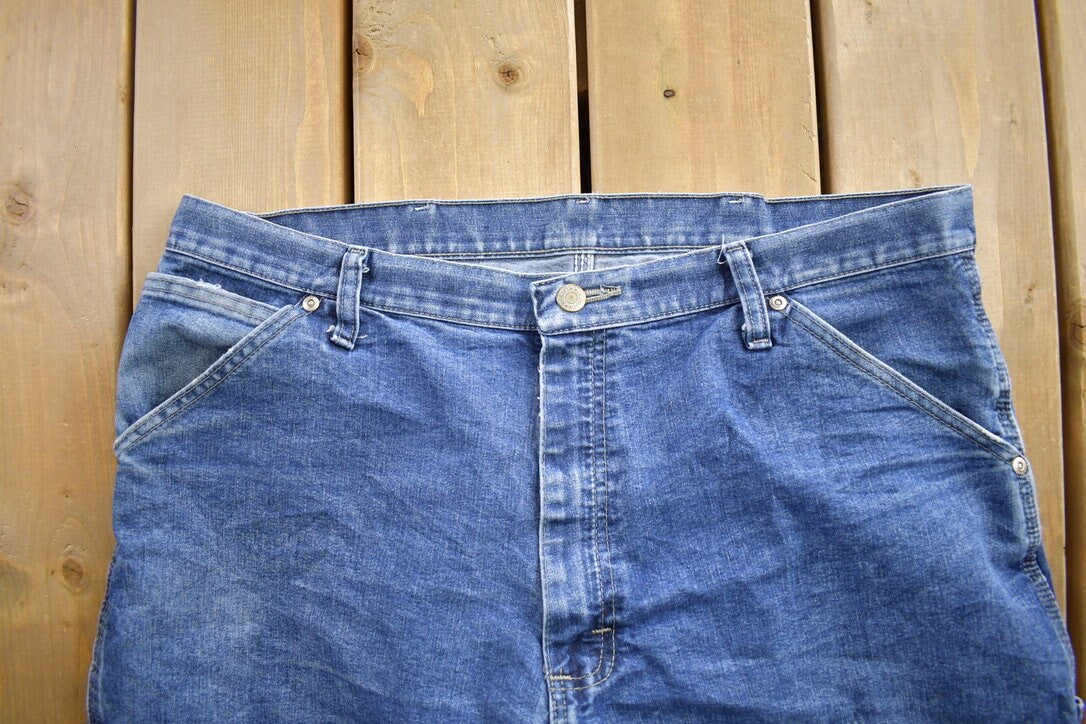 Vintage 1990s Wrangler Denim Jeans Size 36x32 / American Vintage / Workwear / Streetwear / Vintage Pants / Wide Leg