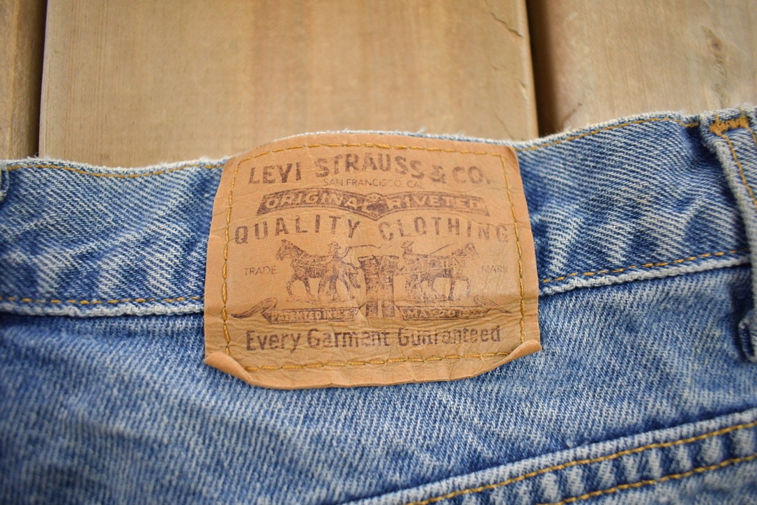 Vintage 1990s Levi's Jeans Size 30x27 / Vintage Denim / Streetwear / Made In USA / Vintage Levi's / Distressed