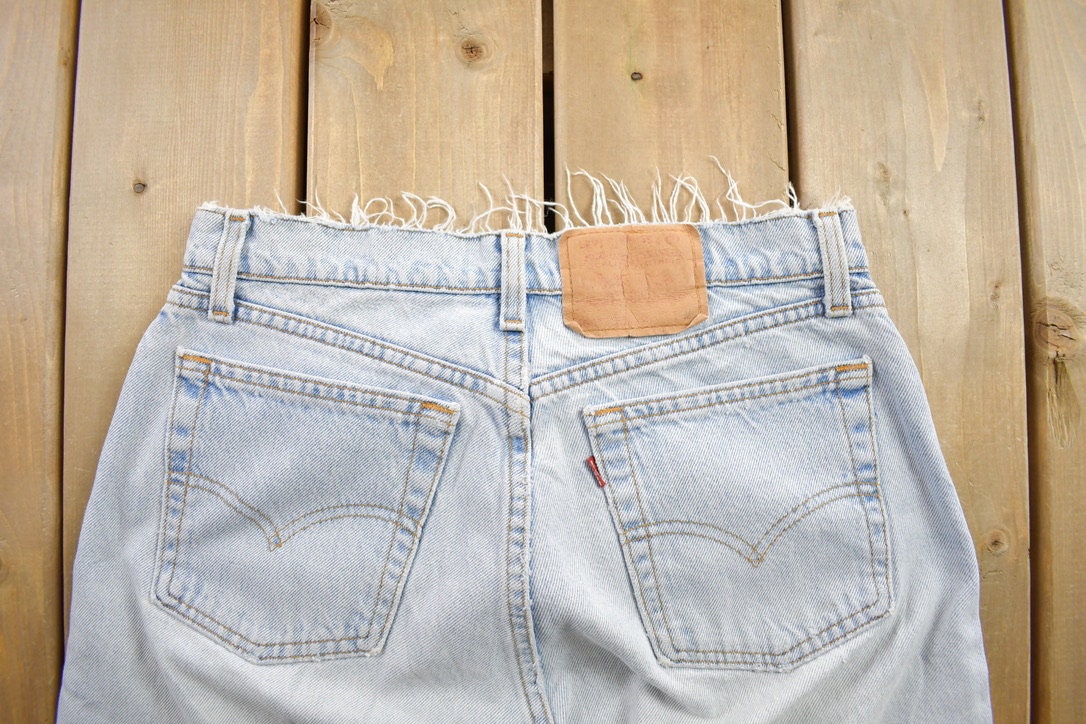 Vintage 1990s Levi's 550 Jeans Size 30x28