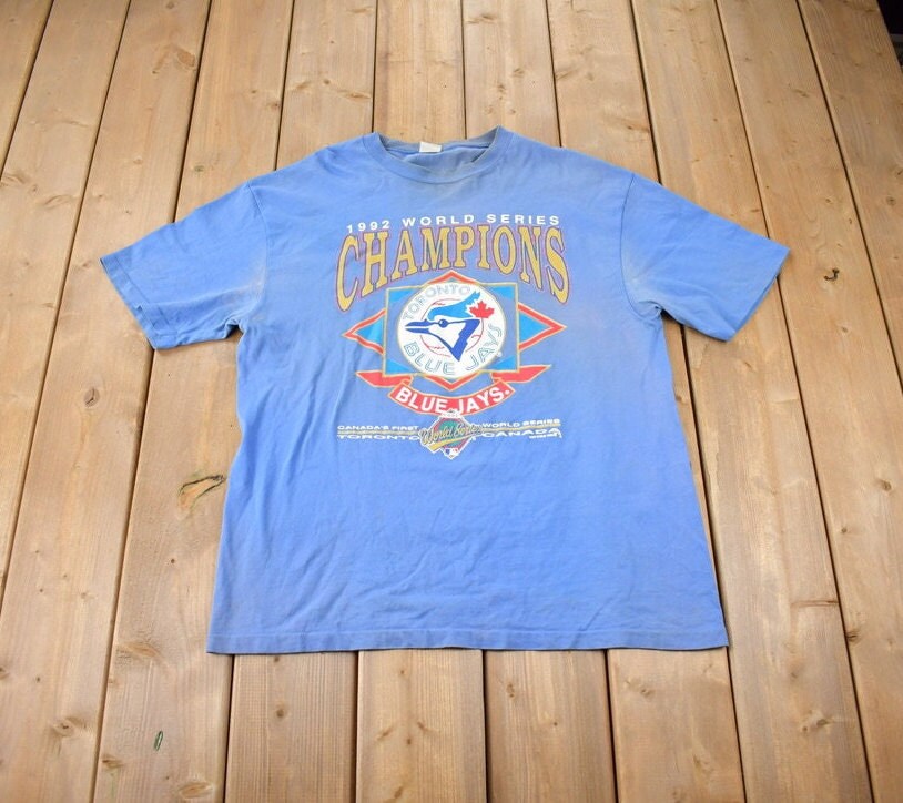 Vintage 1992 Toronto Blue Jays World Series Champions MLB Baseball Graphic Single Stitch T-Shirt Made In USA