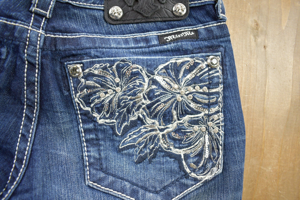 Vintage Y2K Miss Me Bedazzled Low Rise Jeans Size 26x33