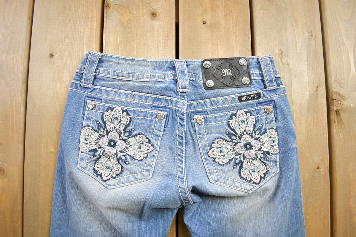 Vintage Y2K Miss Me Bedazzled Low Rise Jeans Size 26x33