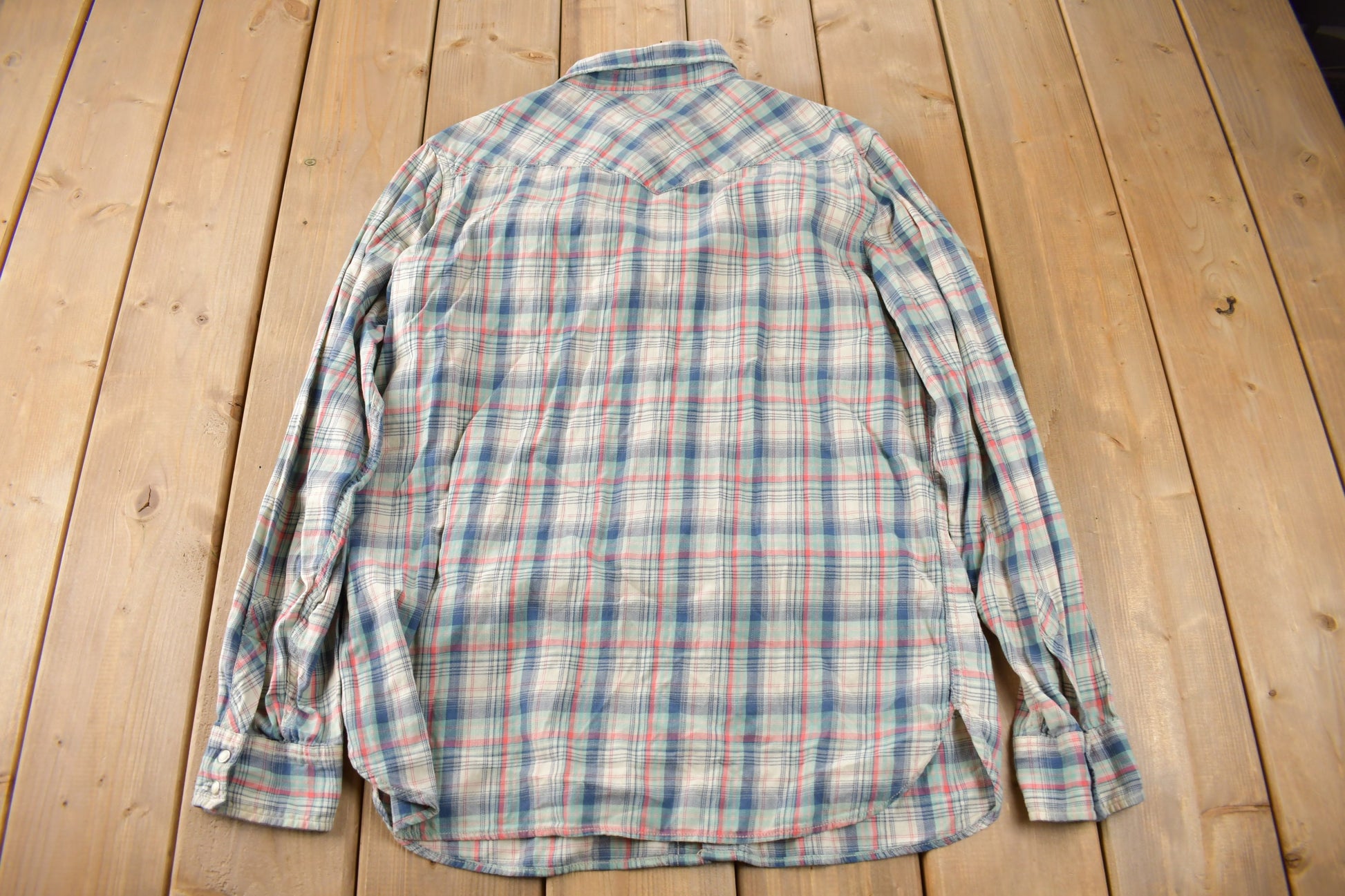 Vintage 1990s Levi's Western Wear Pearl Snap Plaid Long Sleeve Button Up Shirt Size M