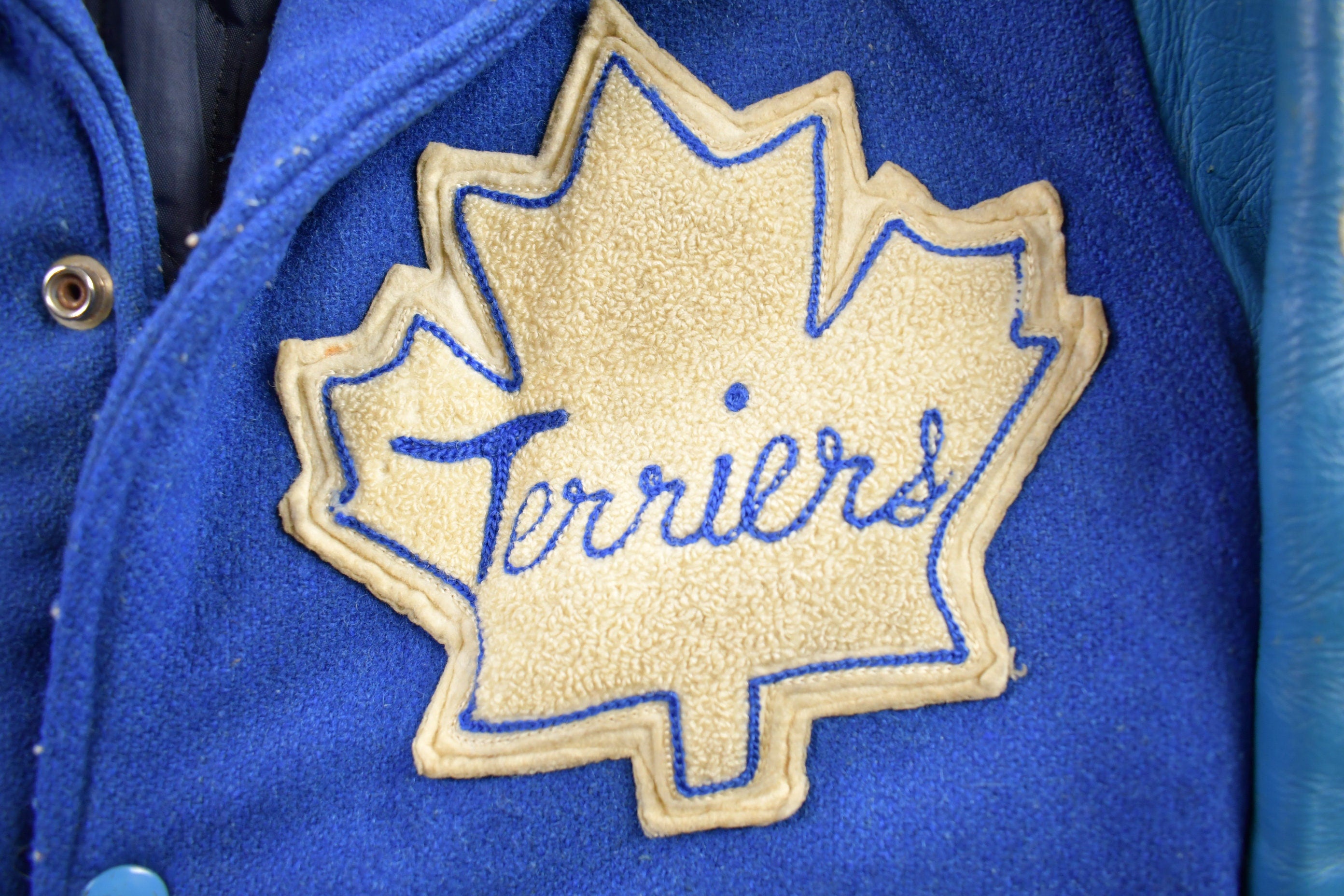 Vintage 1960s Apollo Brand Junior Hockey Leather & Wool Embroidered Varsity Jacket Made In Canada