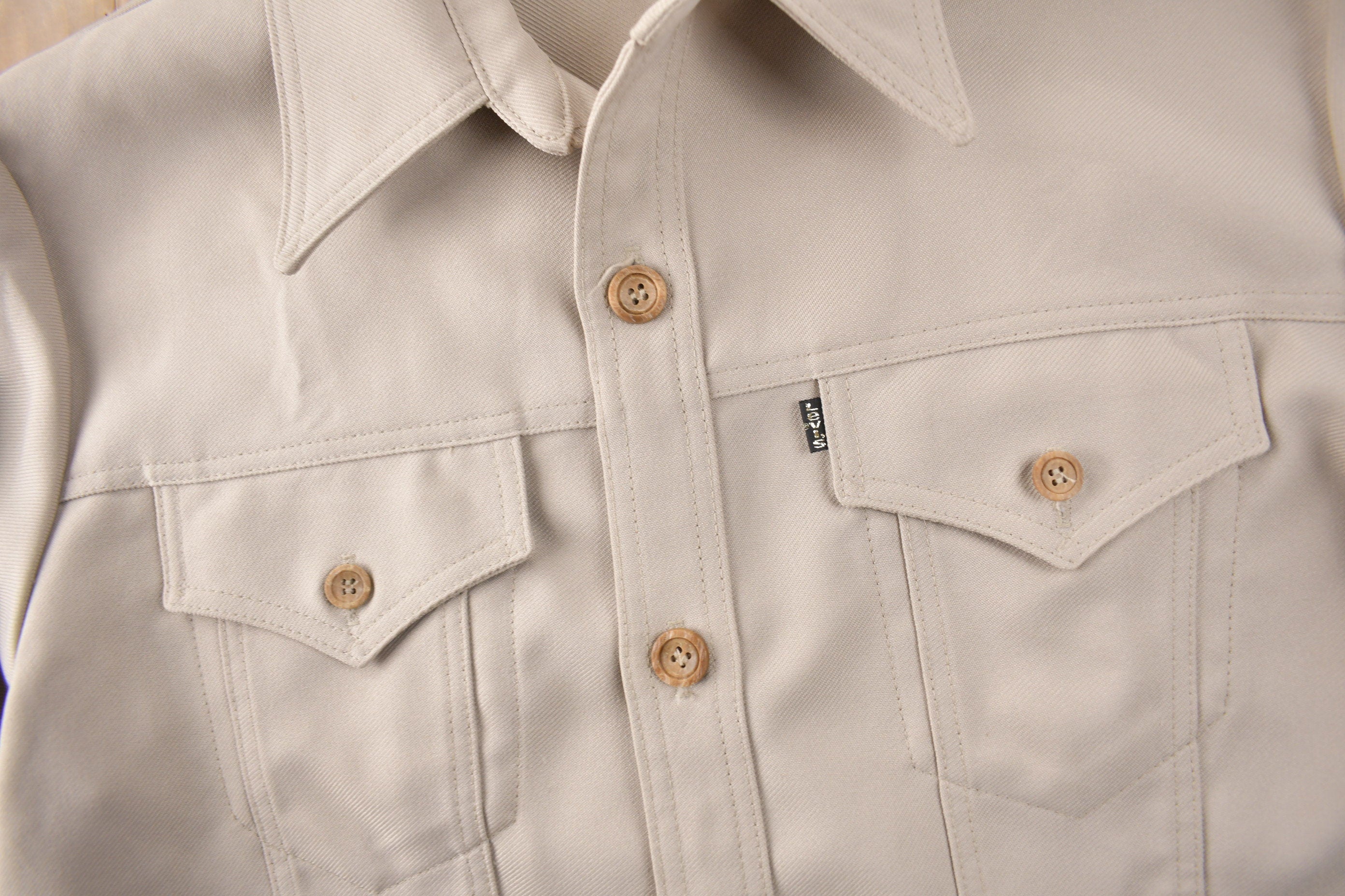 Vintage 1970s Levi's Black Tab Western Style Button Up Shirt Made in USA Size L