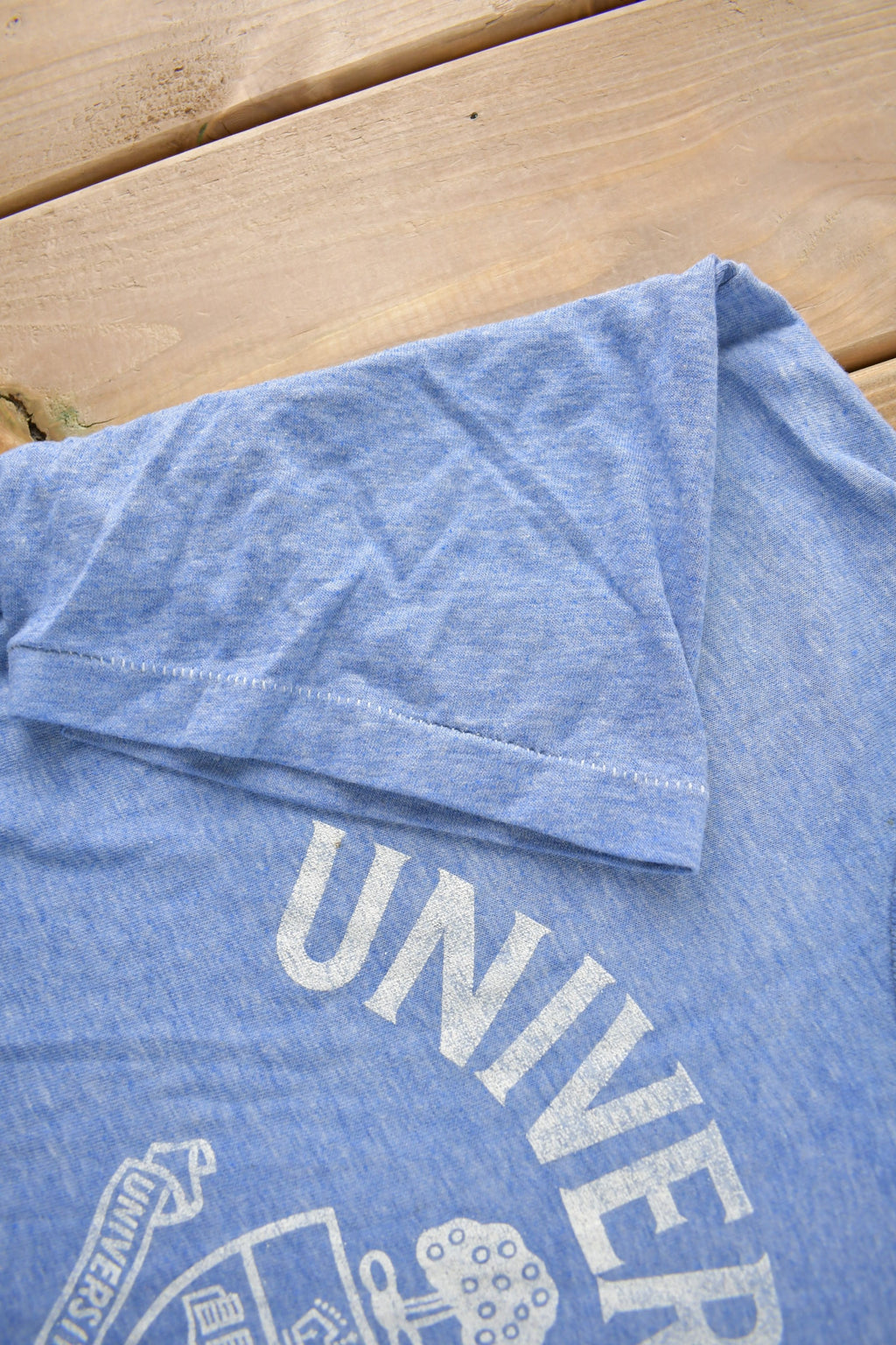 Vintage 1970s University Of Toronto Collegiate Graphic T-Shirt Size XS