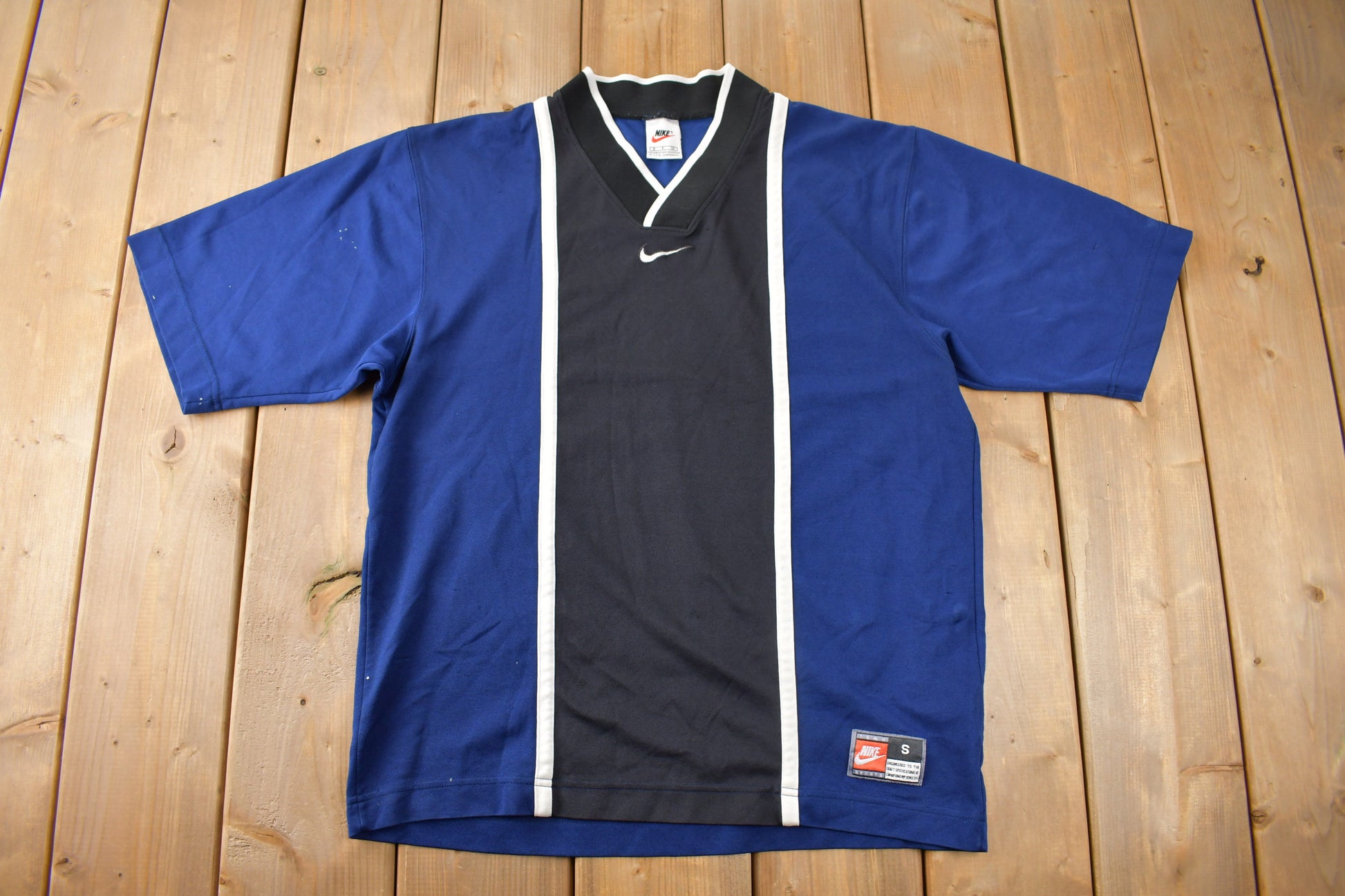 Vintage 1990s Nike Middle Swoosh Blue Jersey Style T Shirt Size S