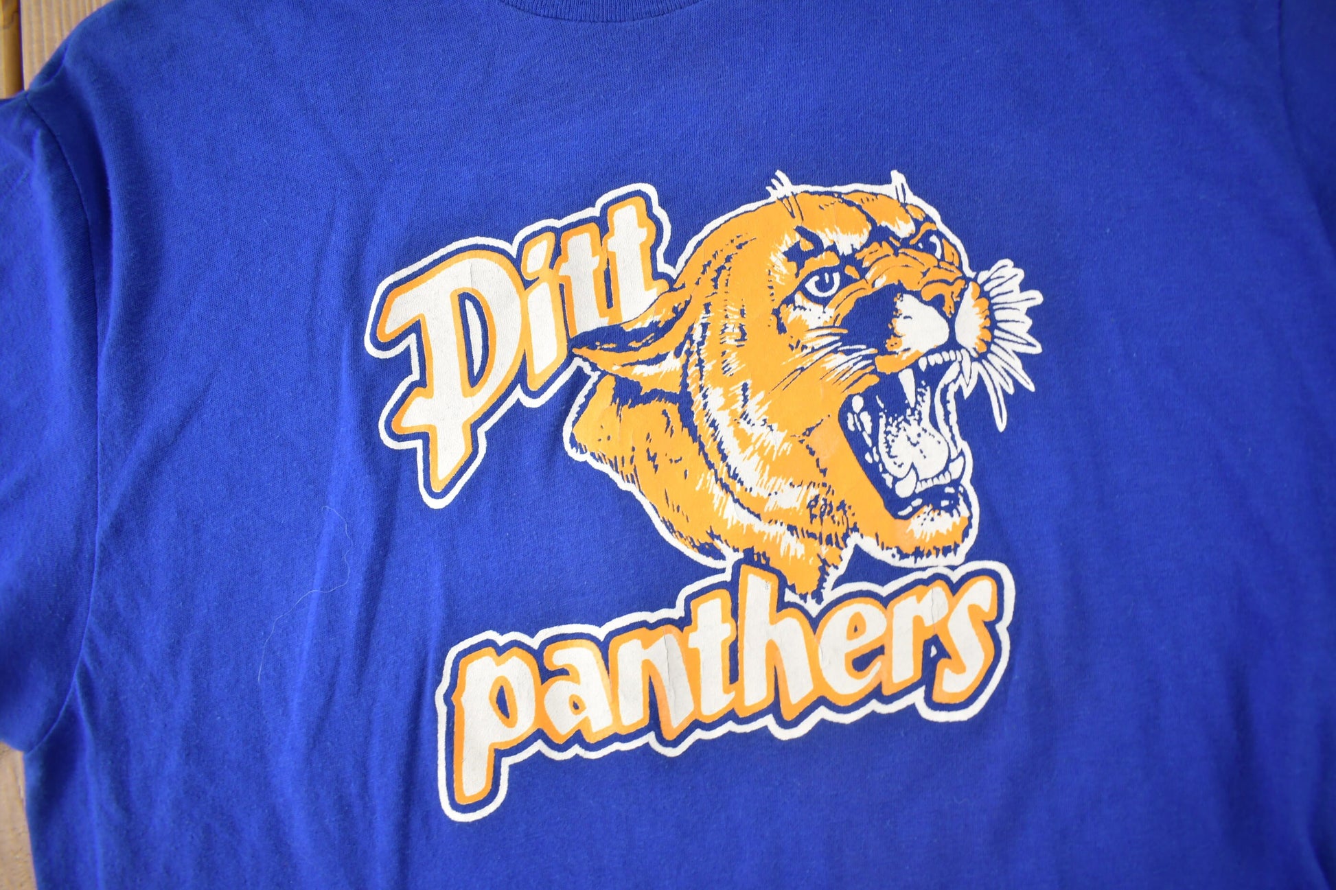 Vintage 1980s University Of Pittsburgh Pitt Panthers Collegiate Logo 7 Graphic T-Shirt Made In USA