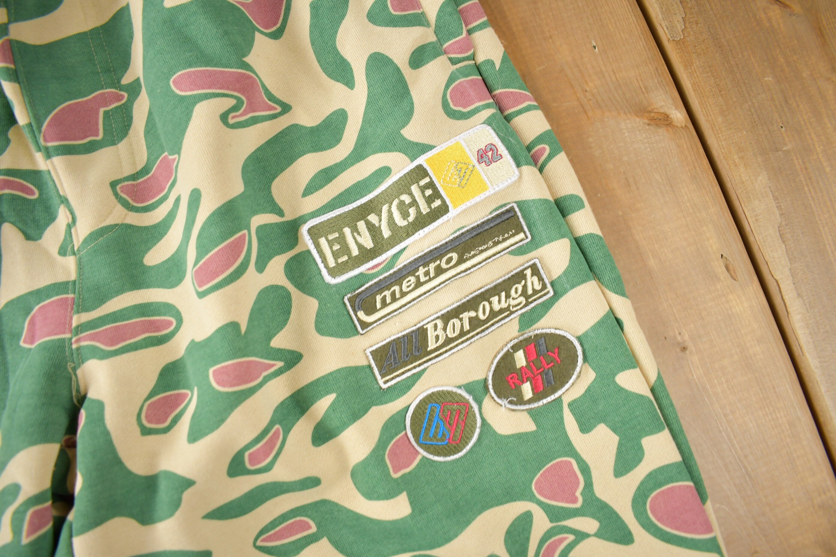 Vintage Y2K Deadstock Enyce Embroidered Camouflage Sweat Pants Size XL