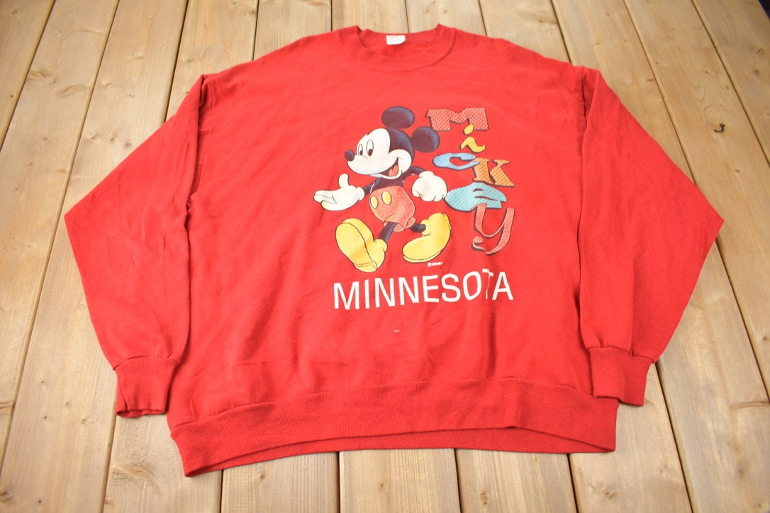 Vintage 1990s Mickey Mouse Minnesota Disney Crewneck Made In USA