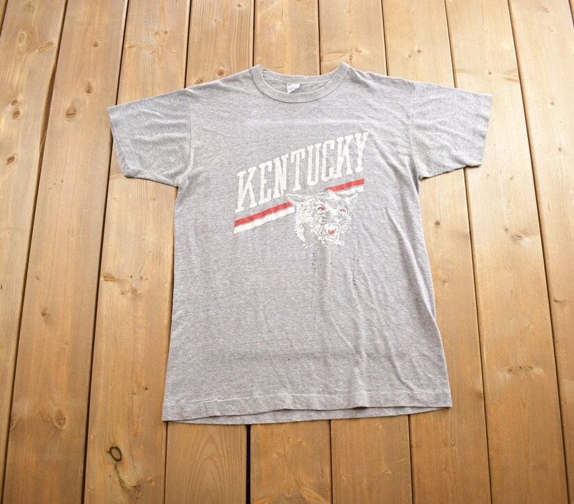 Vintage 1980s Kentucky Wildcats Champion Collegiate Graphic T-Shirt Made In USA