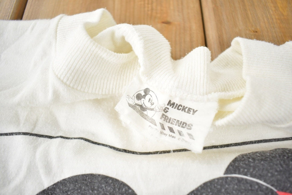 Vintage 1980s Disney Mickey And Minnie Mouse Graphic Single Stitch T-Shirt