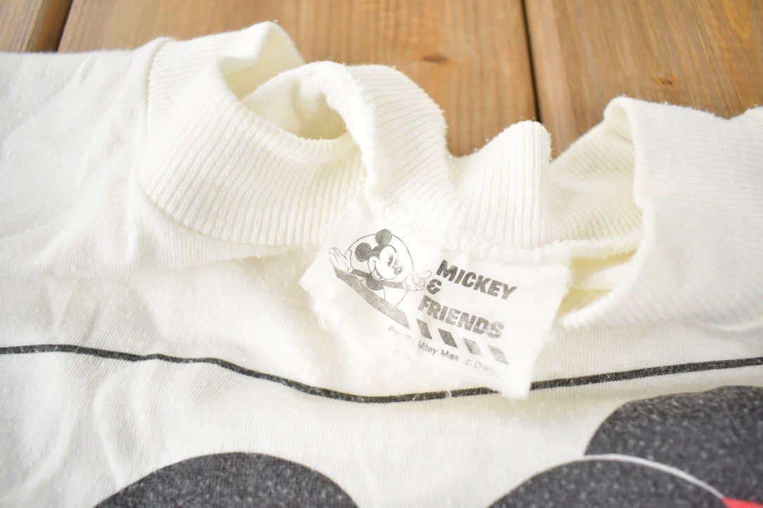 Vintage 1980s Disney Mickey And Minnie Mouse Graphic Single Stitch T-Shirt