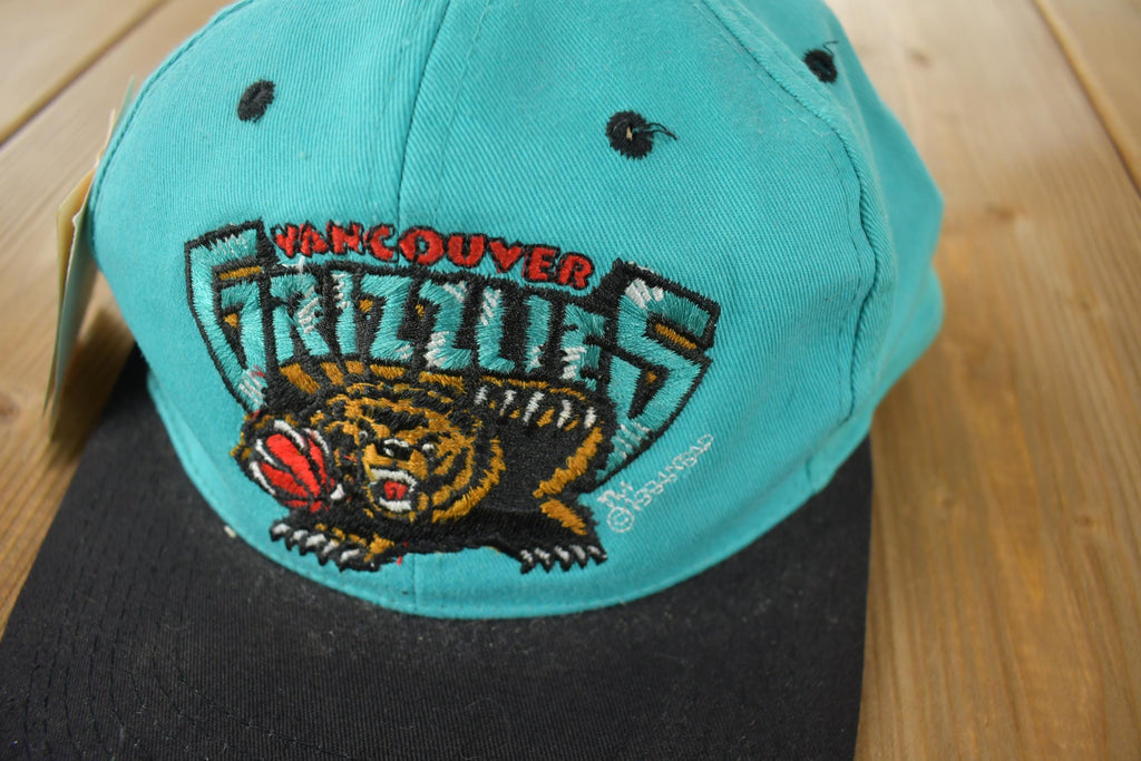 Vintage 1994 Vancouver Grizzlies NBA Deadstock Snap Back