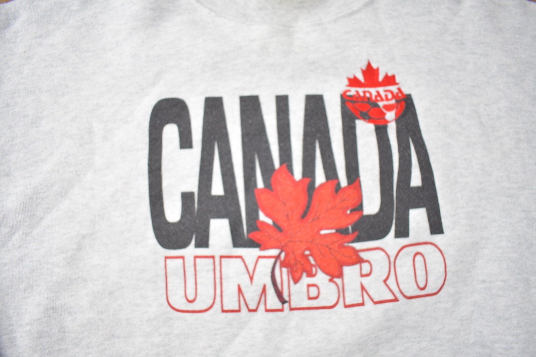 Vintage 1990s Umbro Canada Crewneck Sweatshirt Made In Canada Size XL