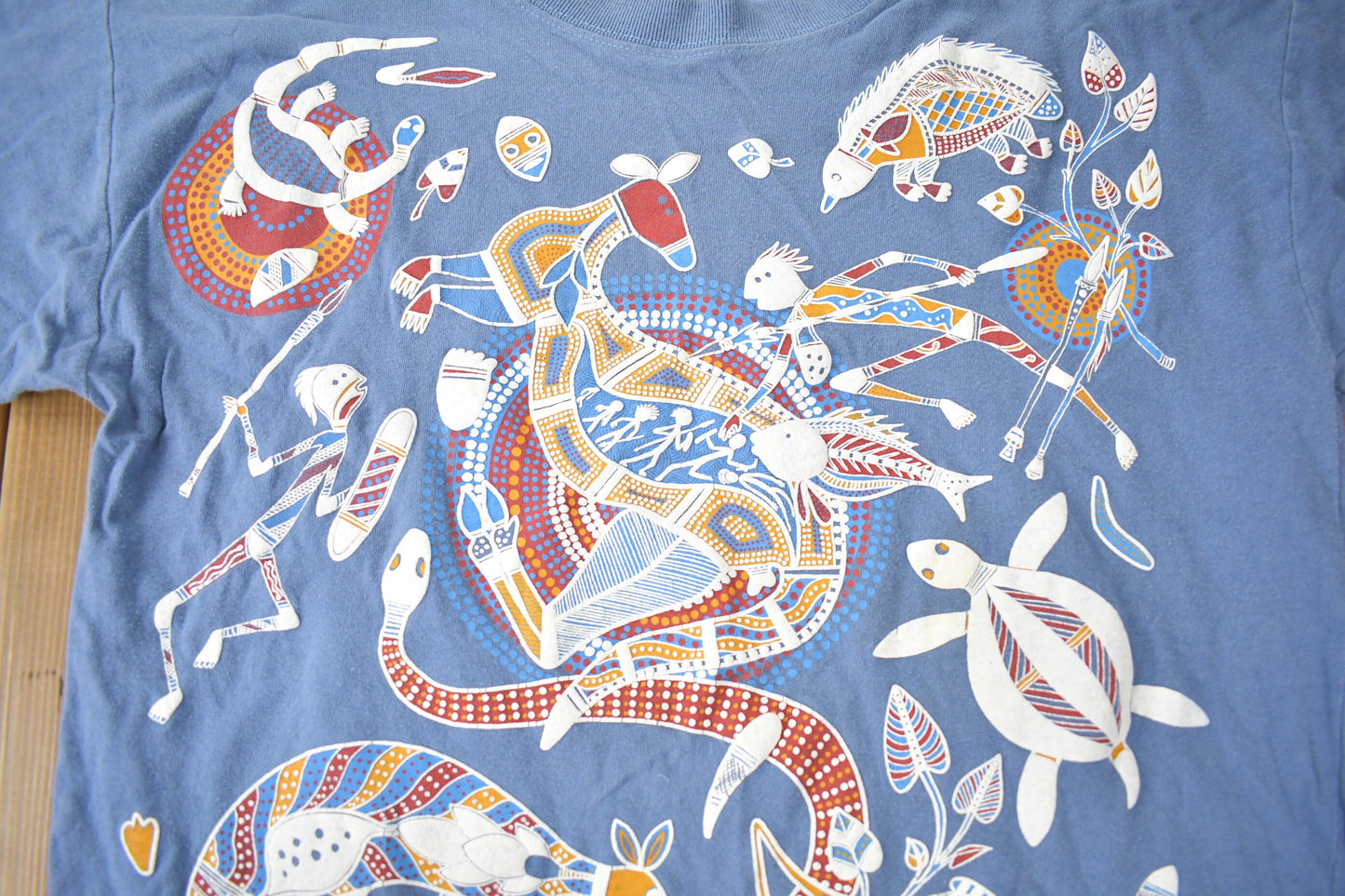 Vintage 1990s Water Animal Theme Single Stitch Graphic T-Shirt Made In Australia