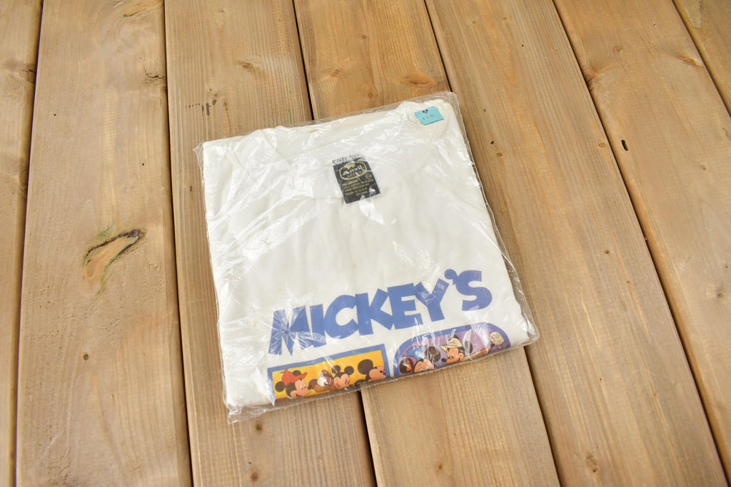 Vintage 1976 Deadstock Walt Disney Mickey Mouse Graphic Ringer T-Shirt
